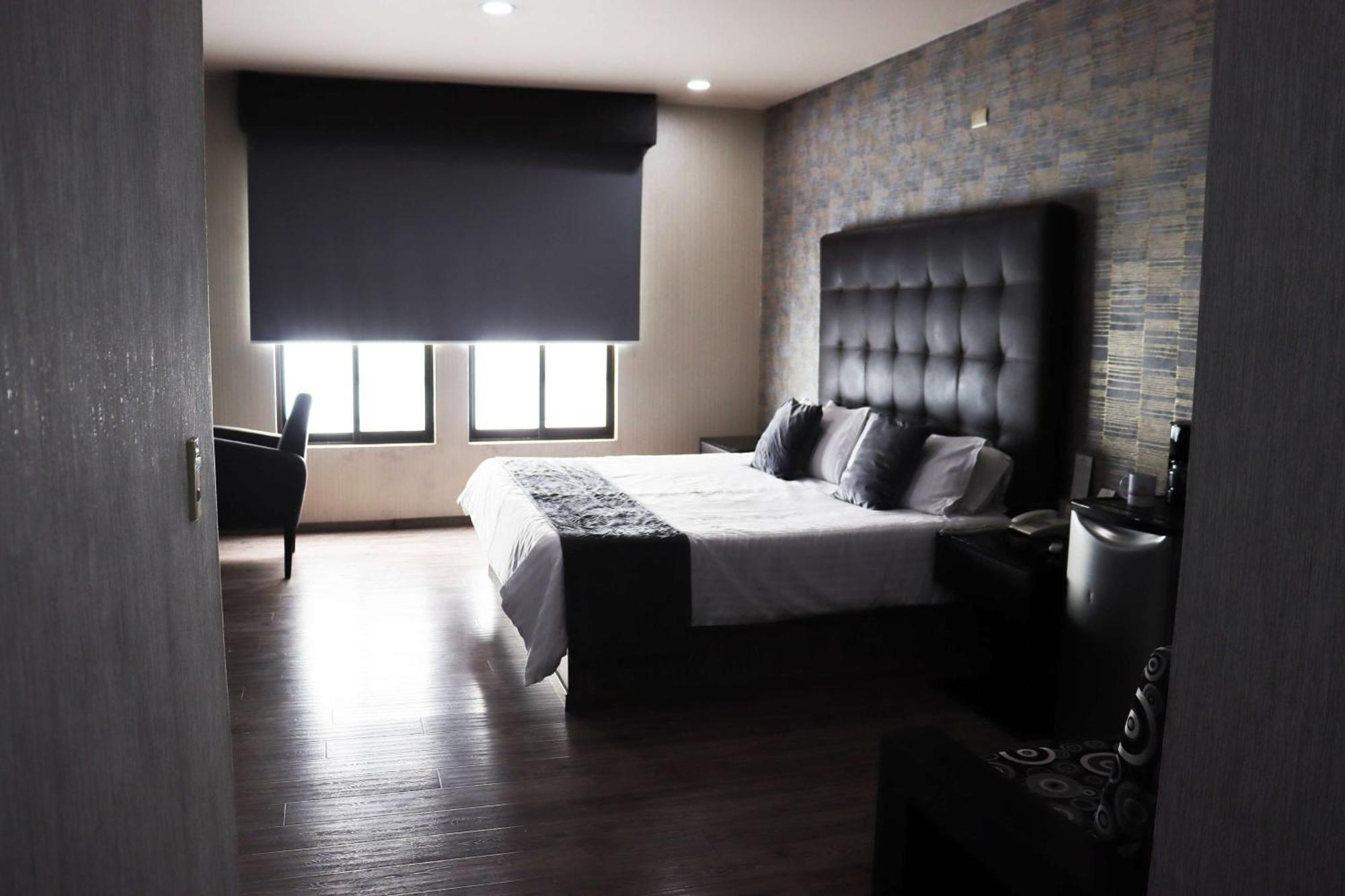 Wyndham Garden Aguascalientes Hotel & Casino Buitenkant foto